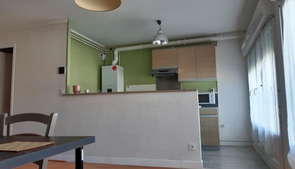 Logement tudiant Location T2 Vide Reims (51100)