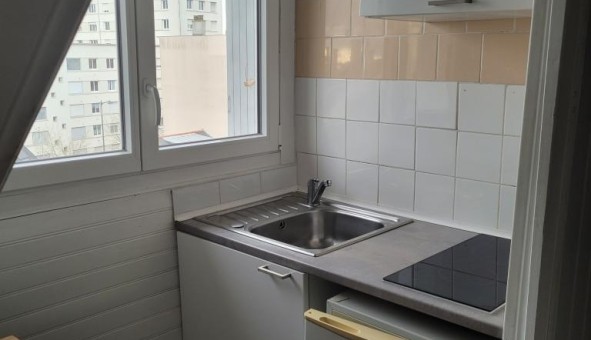 Logement tudiant Location T2 Vide Rennes (35000)