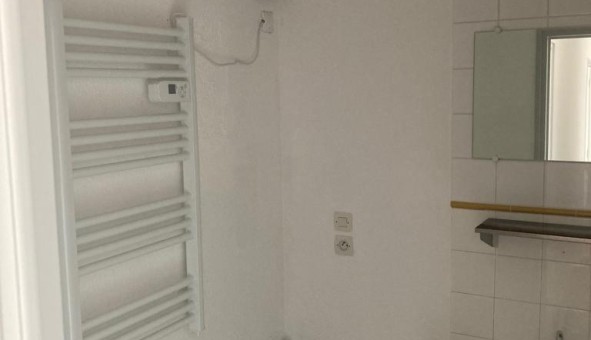 Logement �tudiant T2 &agrave; Riorges (42153)