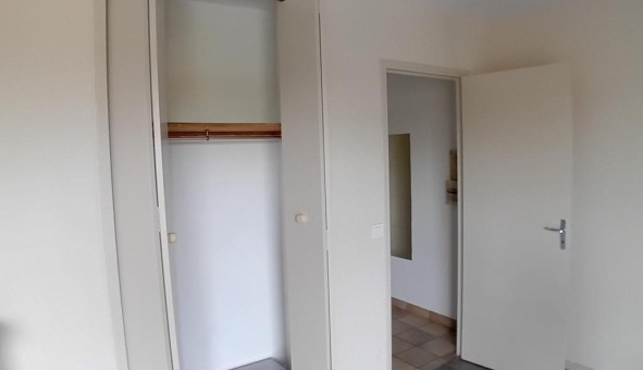 Logement tudiant T2 à Ris Orangis (91000)