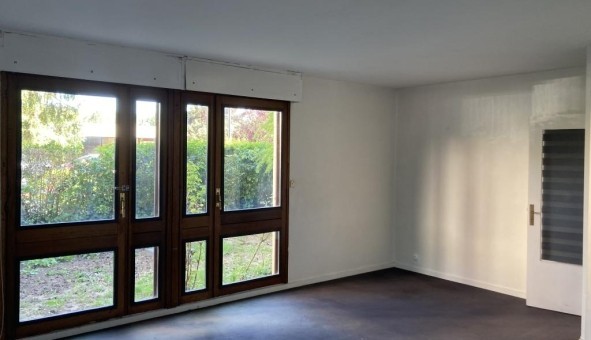 Logement tudiant Location T2 Vide Ris Orangis (91000)