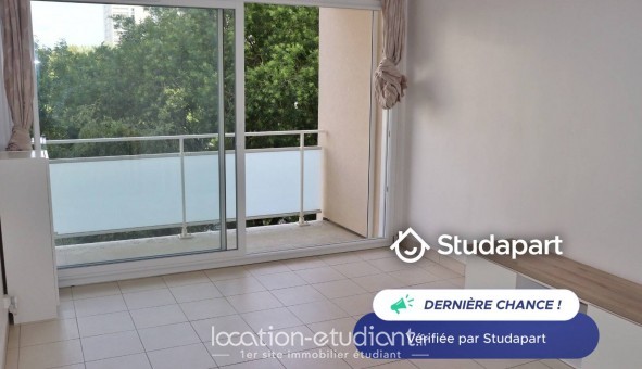 Logement tudiant T2 à Ris Orangis (91000)