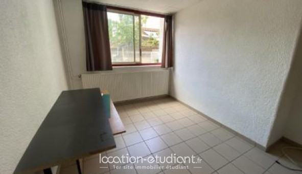 Logement tudiant T2 à Roanne (42300)