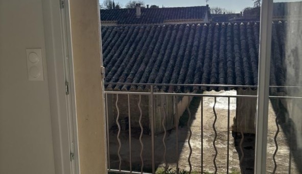 Logement �tudiant T2 &agrave; Robion (84440)