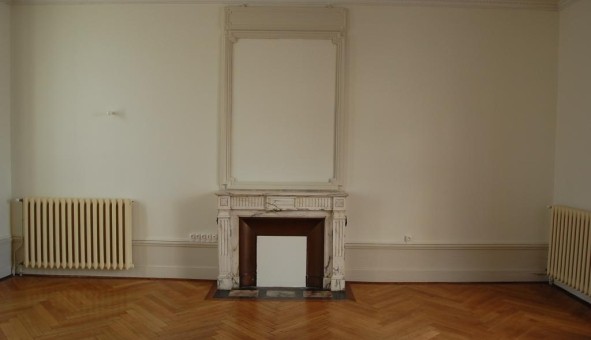 Logement tudiant Location T2 Vide Romans sur Isre (26100)