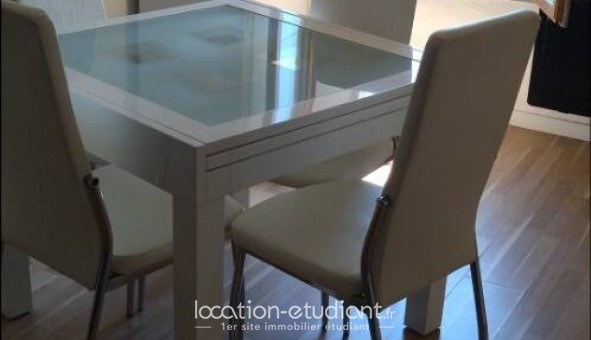 Logement �tudiant T2 &agrave; Roquebrune sur Argens (83520)