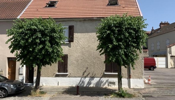 Logement étudiant Location T2 Vide Rosny sur Seine (78710)