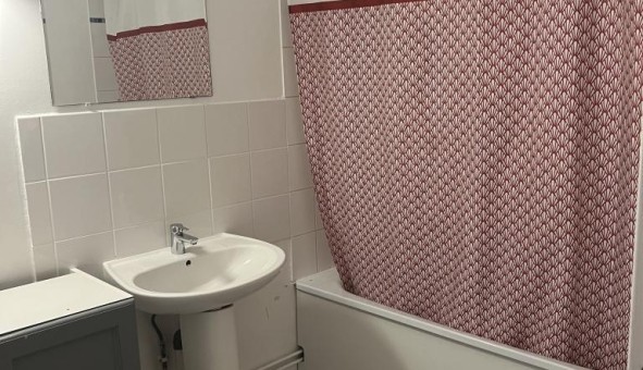 Logement tudiant T2 à Saint Cyr l'cole (78210)