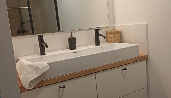 Logement tudiant T2 à Saint Genis Laval (69230)