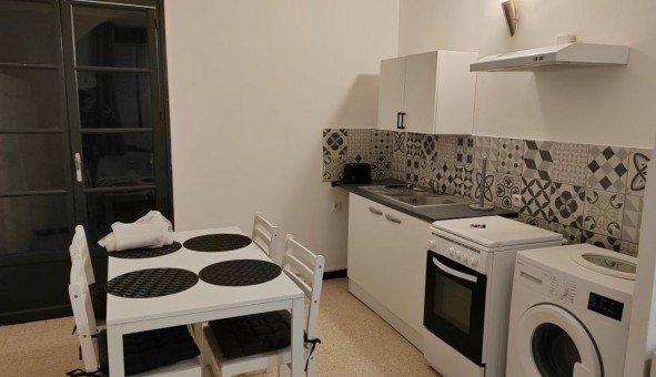 Logement �tudiant T2 &agrave; Saint Gilles (30800)