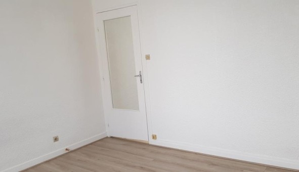 Logement tudiant Location T2 Vide Saint Martin d'Hres (38400)
