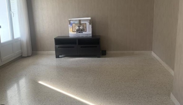 Logement tudiant T2 à Saint Martin d'Hres (38400)