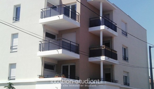 Logement tudiant Location T2 Vide Saint Priest (69800)