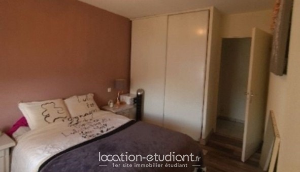 Logement �tudiant T2 &agrave; Saint Quentin de Baron (33750)