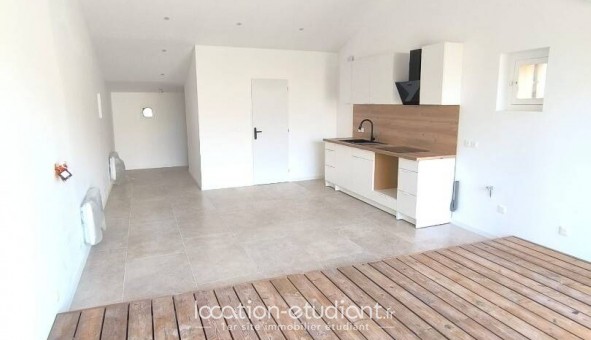 Logement tudiant T2 à Saint Quentin la Poterie (30700)