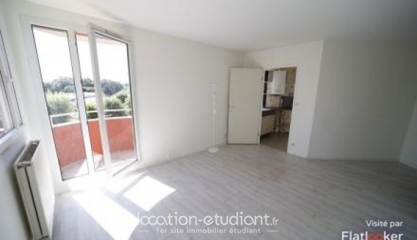 Logement étudiant T2 à Saint Thibault des Vignes (77400)