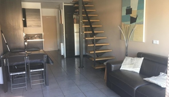 Logement �tudiant T2 &agrave; Sanary sur Mer (83110)