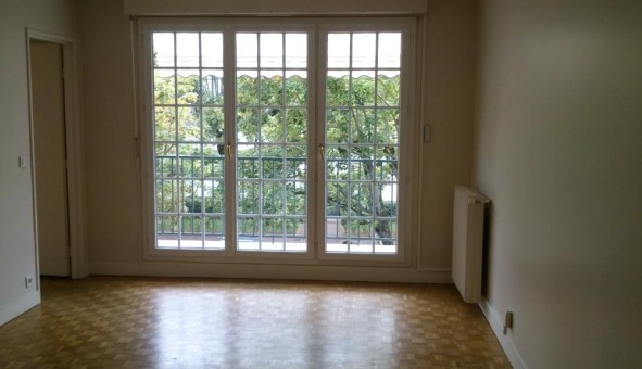 Logement tudiant Location T2 Vide Sceaux (92330)