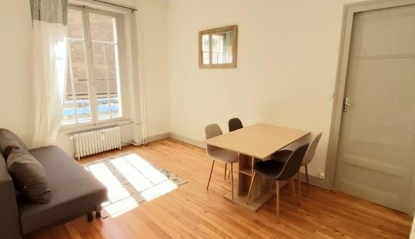 Logement tudiant T2 à Sedan (08200)