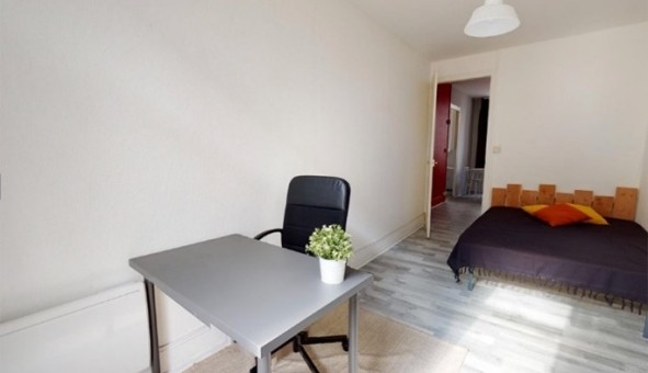 Logement tudiant T2 à Sedan (08200)