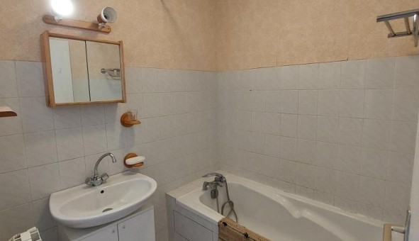 Logement tudiant T2 à Sedan (08200)