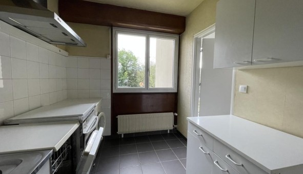 Logement tudiant T2 à Sedan (08200)