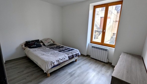 Logement tudiant T2 à Sedan (08200)