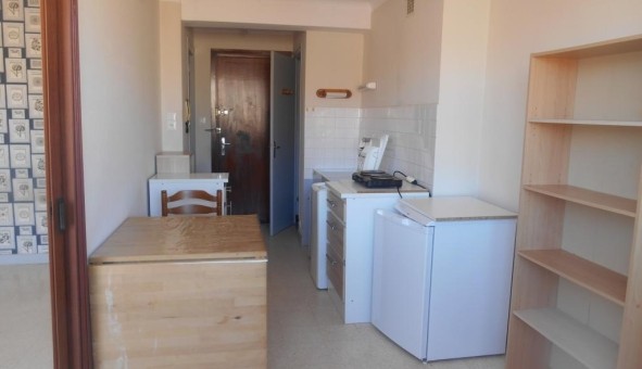 Logement étudiant Location T2 Vide Sedan (08200)