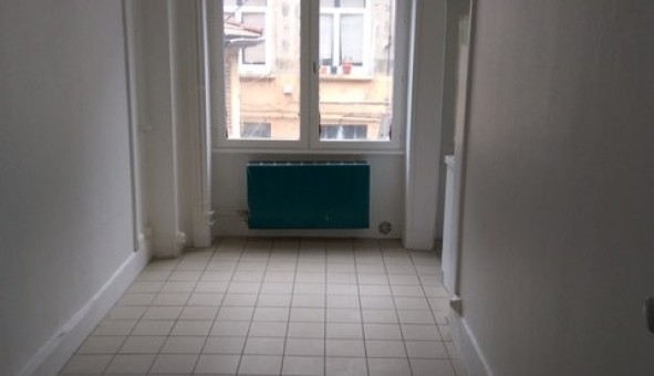 Logement tudiant T2 à Sedan (08200)