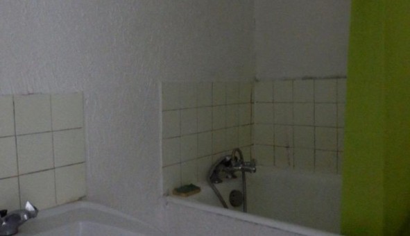 Logement tudiant T2 à Sedan (08200)