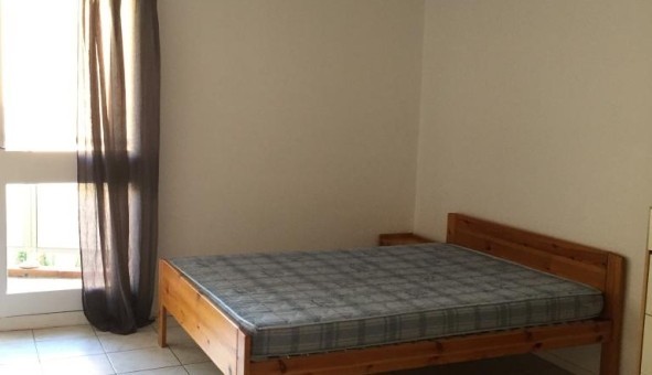 Logement tudiant T2 à Sedan (08200)