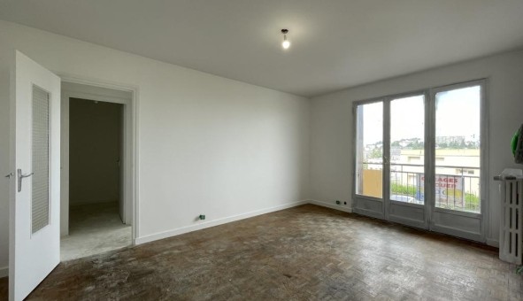 Logement tudiant Location T2 Vide Sedan (08200)