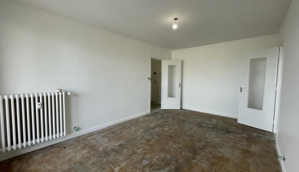 Logement tudiant T2 à Sedan (08200)