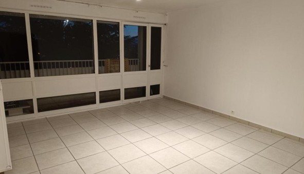Logement tudiant T2 à Sedan (08200)