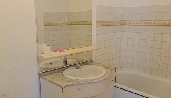 Logement tudiant T2 à Sedan (08200)
