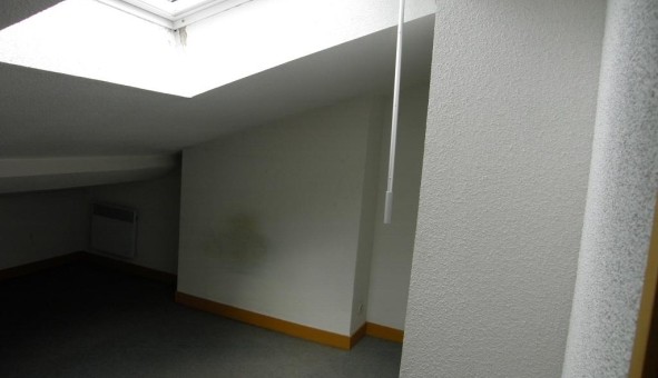 Logement tudiant T2 à Sedan (08200)