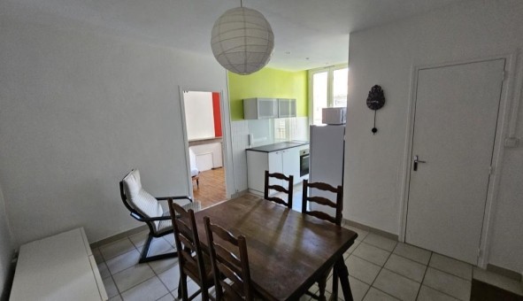 Logement tudiant T2 à Sedan (08200)