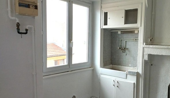 Logement �tudiant T2 &agrave; Sedan (08200)