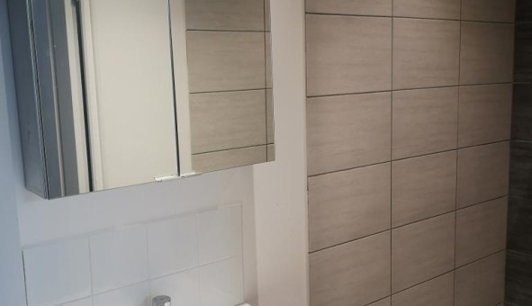 Logement �tudiant T2 &agrave; Sedan (08200)