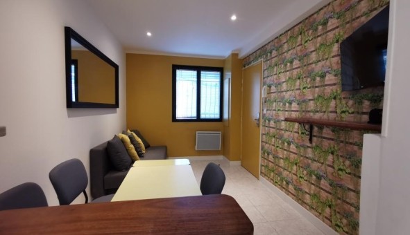 Logement tudiant T2 à Ste (34200)
