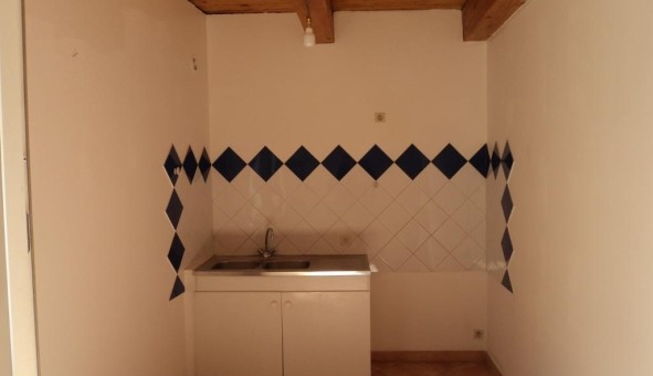 Logement �tudiant T2 &agrave; Signes (83870)