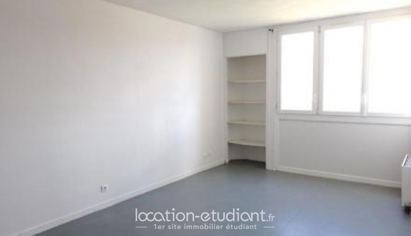 Logement étudiant T2 à Sin le Noble (59450)