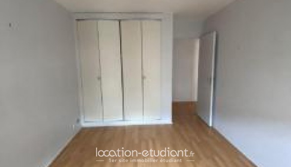 Logement étudiant T2 à Suresnes (92150)