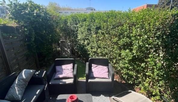 Logement étudiant Location T2 Vide Suresnes (92150)