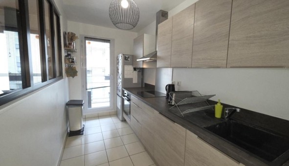 Logement tudiant T2 à Suresnes (92150)