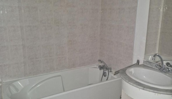 Logement tudiant T2 à Tarbes (65000)