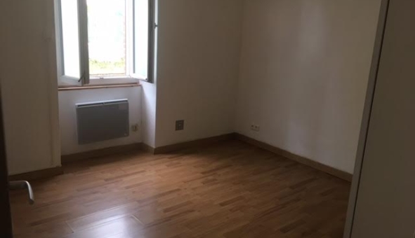 Logement tudiant T2 à Tarbes (65000)