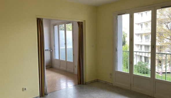Logement tudiant T2 à Tassin la Demi Lune (69160)