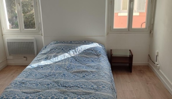 Logement tudiant T2 à Toulon (83200)