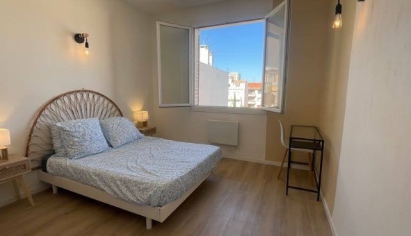 Logement tudiant T2 à Toulon (83200)